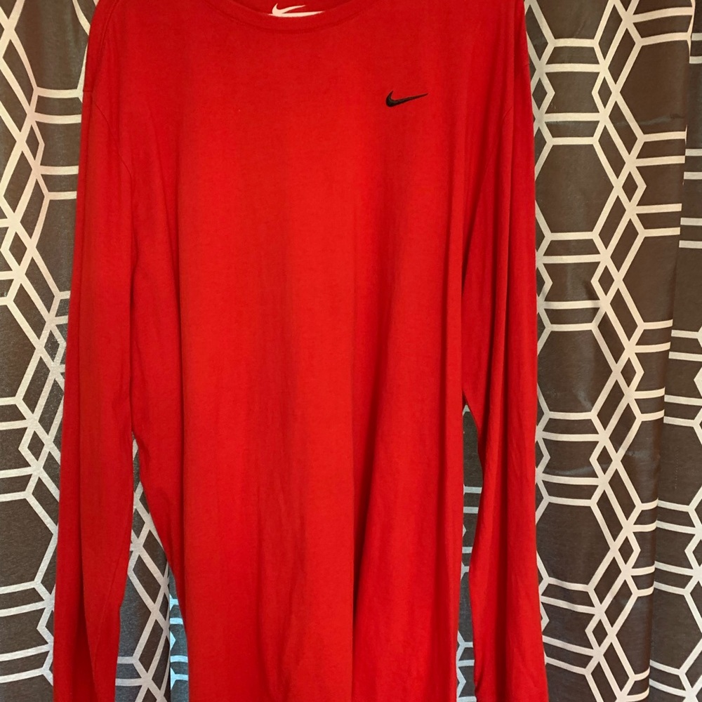 Nike long sleeve shirt